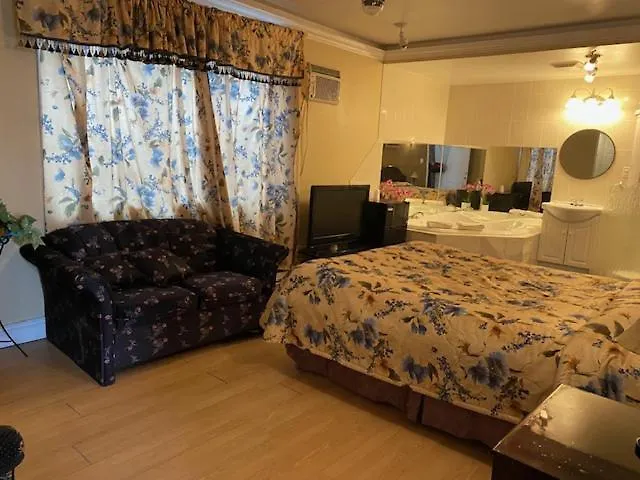 Motel Pierre Montreal 0*,  Canada