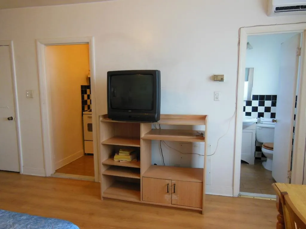 Motel Pierre Montreal 0*,